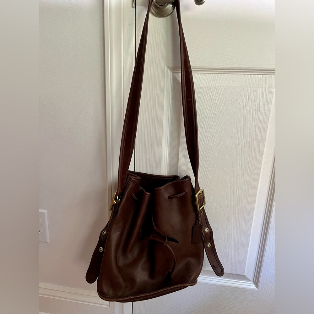 Coach Vintage Lulas Legacy shoulder bag